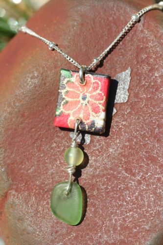Sea Glass Origami Necklace © Janet Woodcock 2005